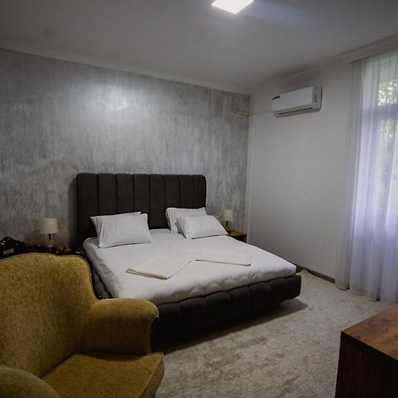 Nica Hotel Kobuleti Eksteriør billede