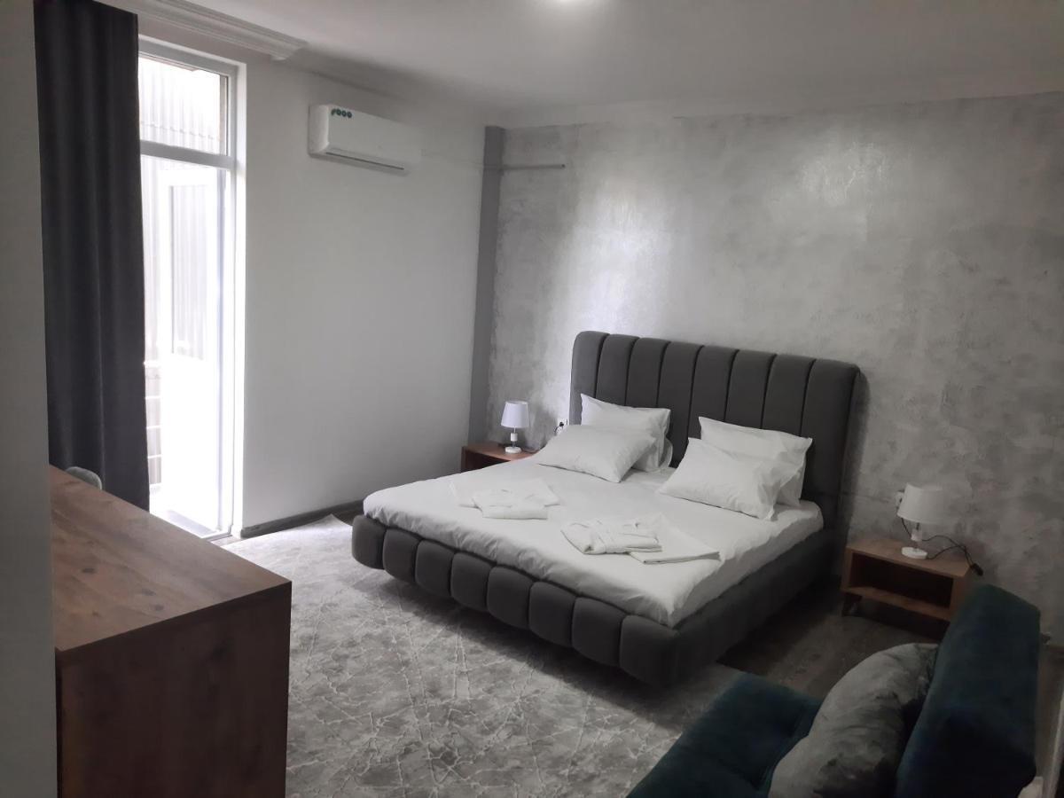 Nica Hotel Kobuleti Eksteriør billede