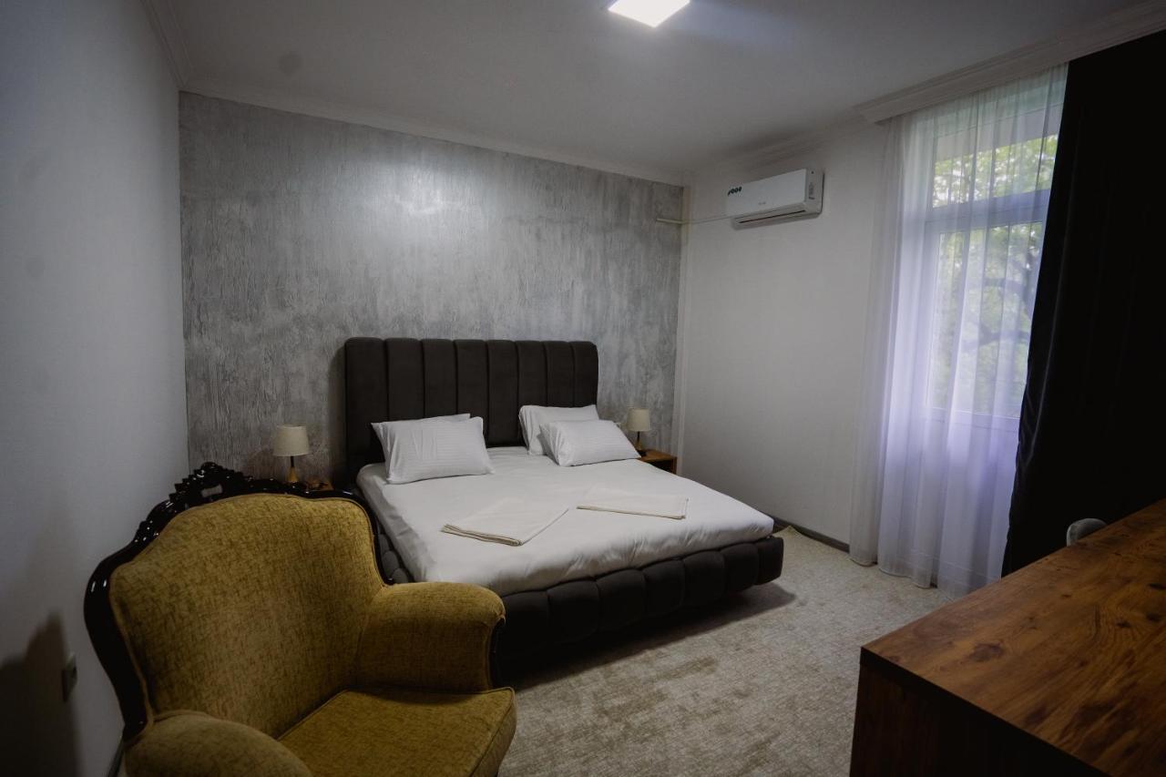 Nica Hotel Kobuleti Eksteriør billede